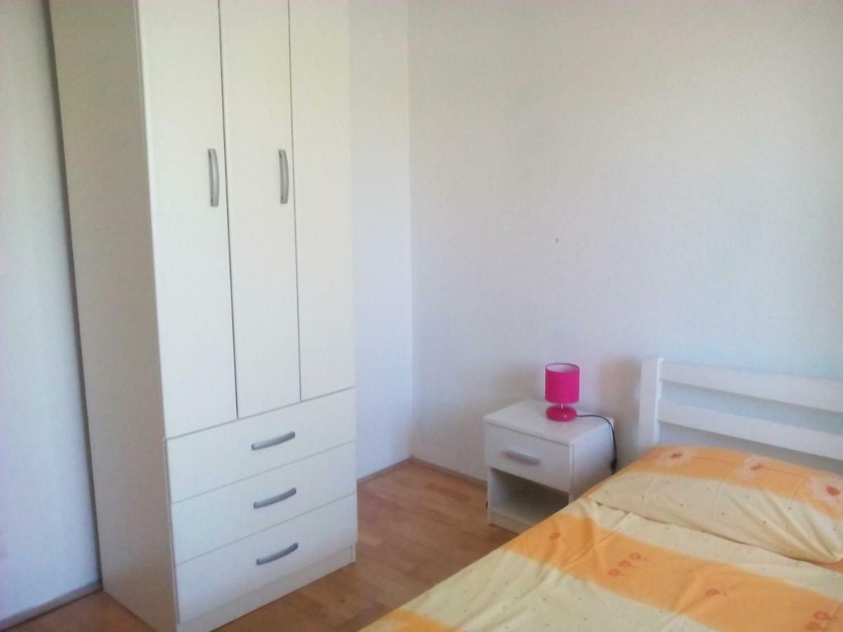 Apartments Petko Rogoznica  Eksteriør billede